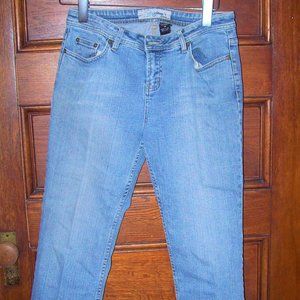 *** SB CAPRIS *** Size 8 - Jeans